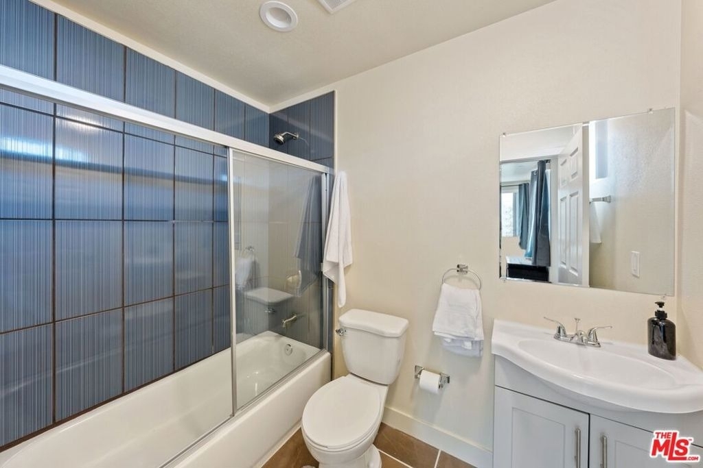 5912 S Flower Street - Photo 32
