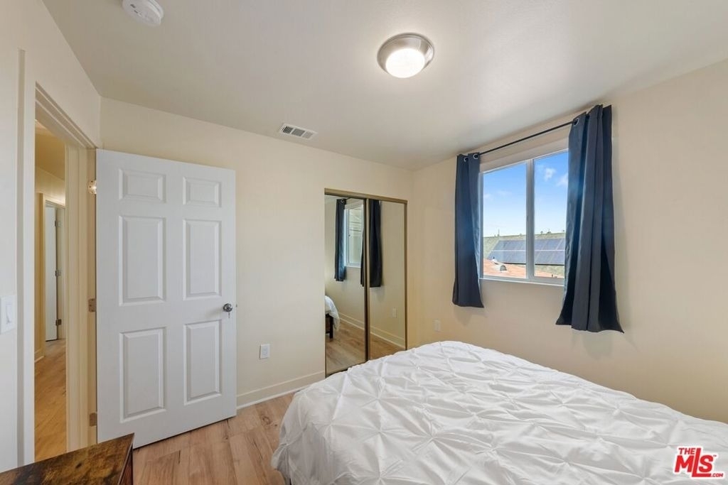 5912 S Flower Street - Photo 29
