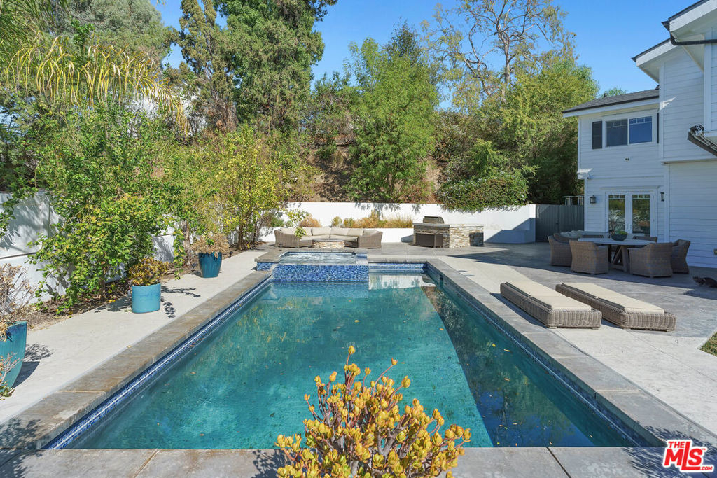 19633 Wells Drive - Photo 29
