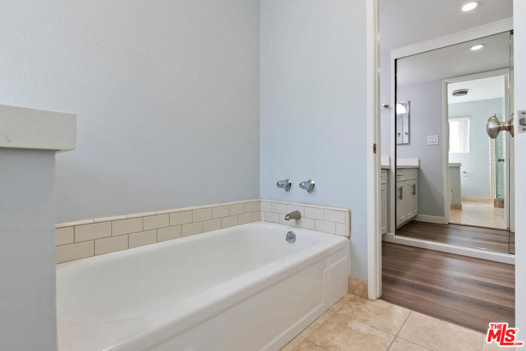 29239 Heathercliff Road - Photo 15