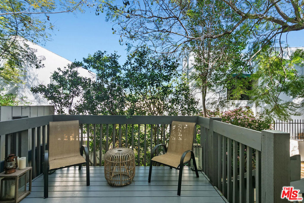 29239 Heathercliff Road - Photo 17