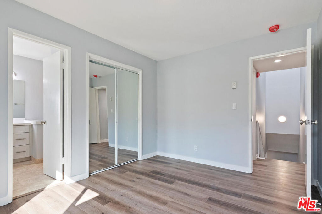 29239 Heathercliff Road - Photo 10
