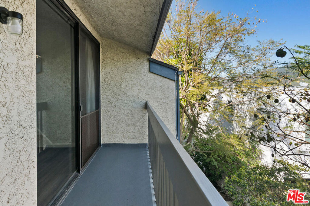 29239 Heathercliff Road - Photo 19