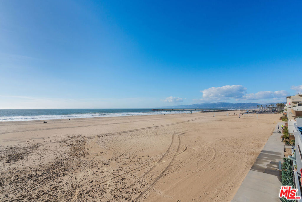 3711 Ocean Front - Photo 32