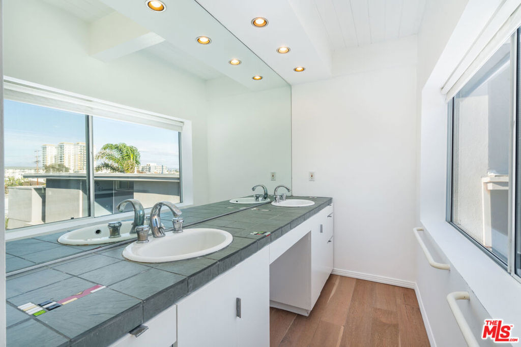 3711 Ocean Front - Photo 13