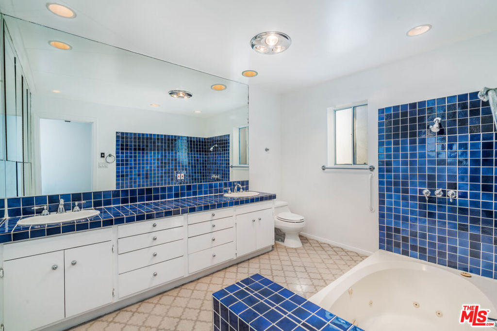 3711 Ocean Front - Photo 24