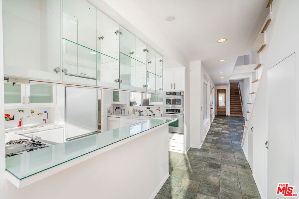 3711 Ocean Front - Photo 6