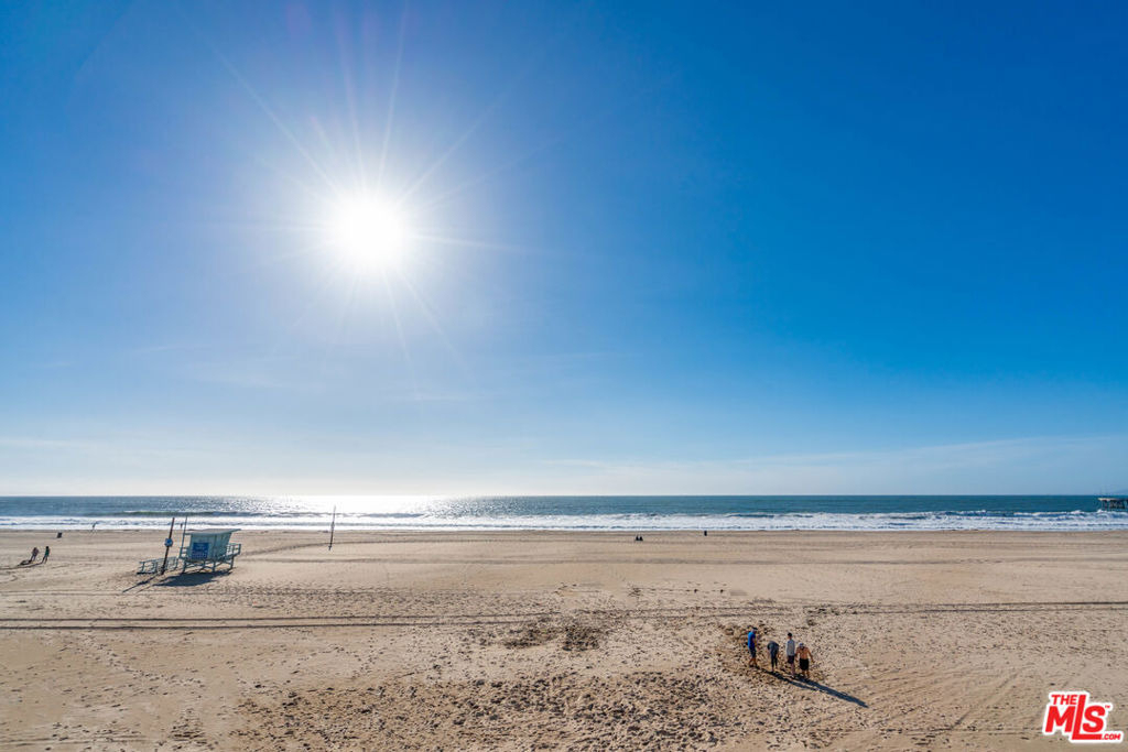 3711 Ocean Front - Photo 31