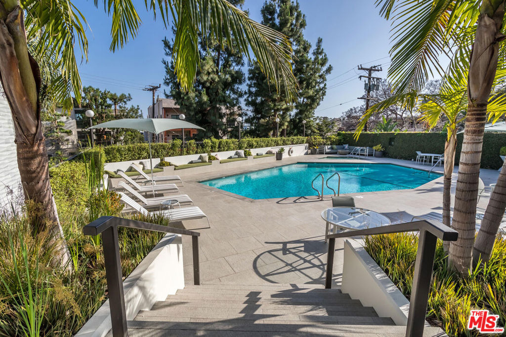 8787 Shoreham Drive - Photo 24