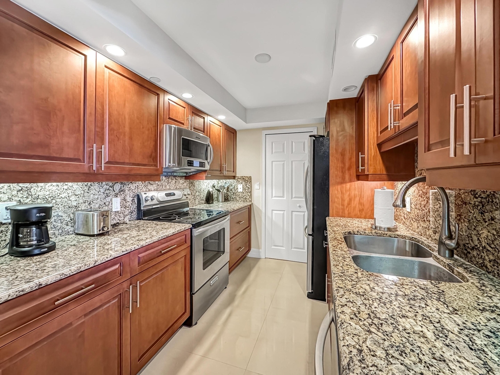 3000 N Ocean Drive - Photo 8