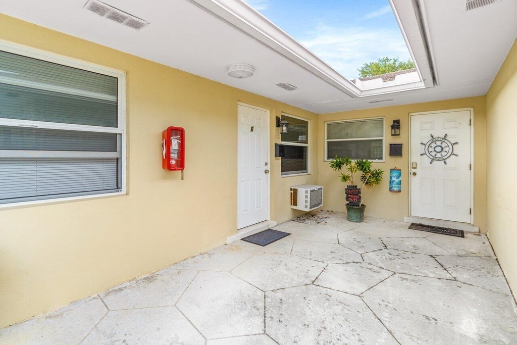 751 Hummingbird Way - Photo 16