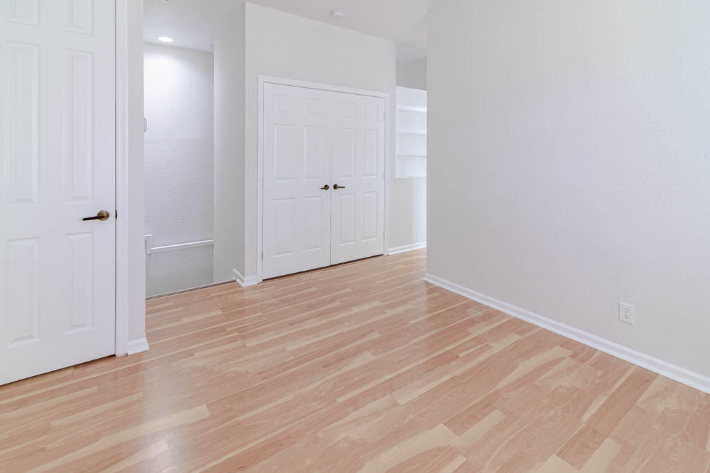 356 Se Bloxham Way - Photo 25