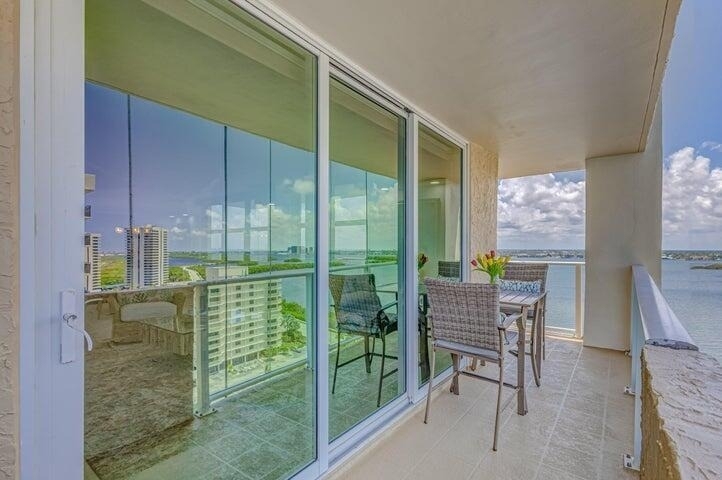 5440 N Ocean Drive - Photo 32