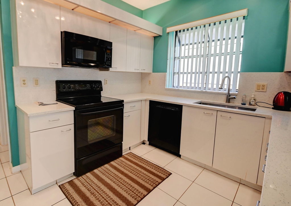 19356 Cherry Hills Terrace - Photo 3