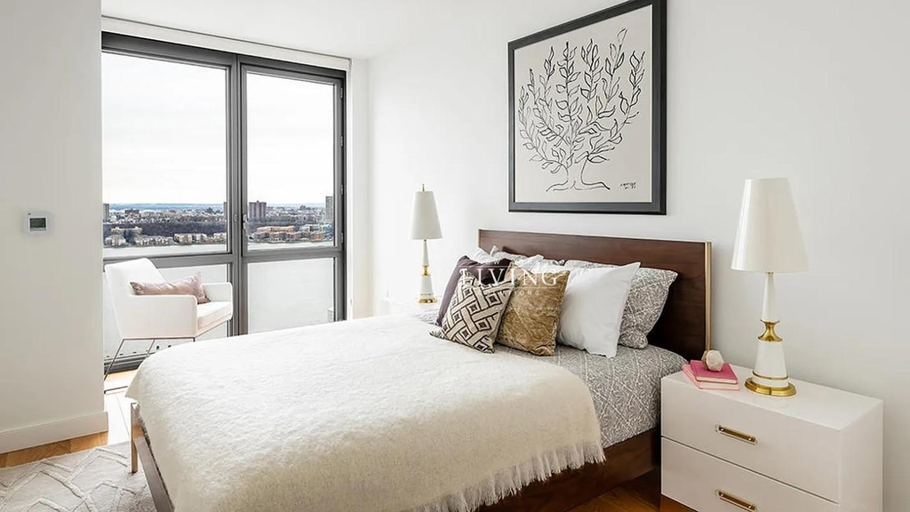 West 57th Street - Photo 3