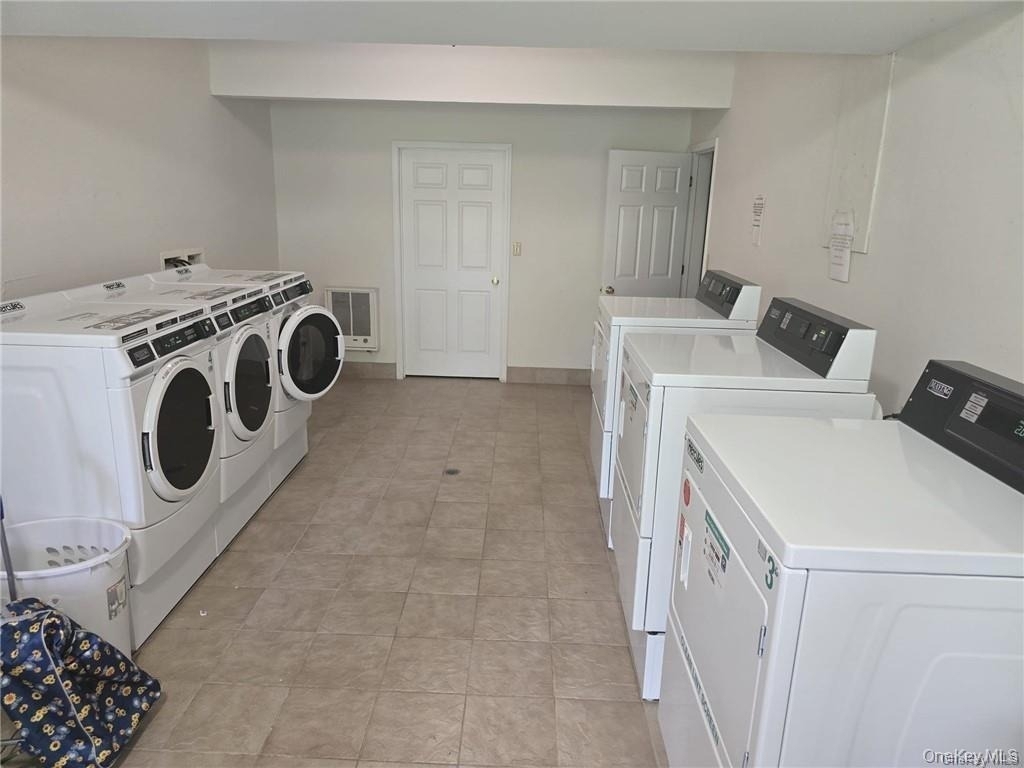 105 N Montgomery Street - Photo 4