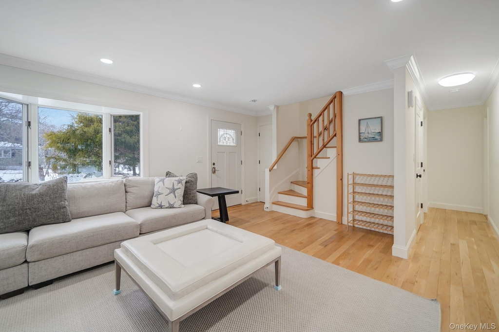 19 Pine Tree Lane - Photo 10
