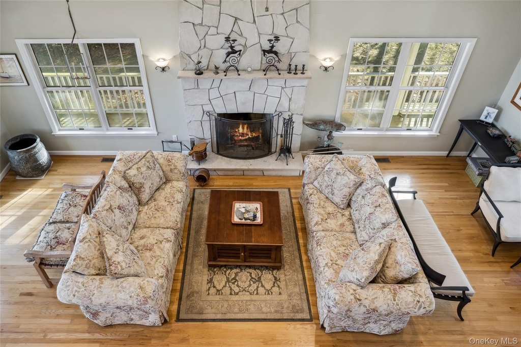 8 Duckwood Lane - Photo 9