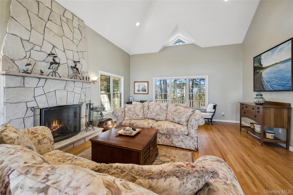 8 Duckwood Lane - Photo 10