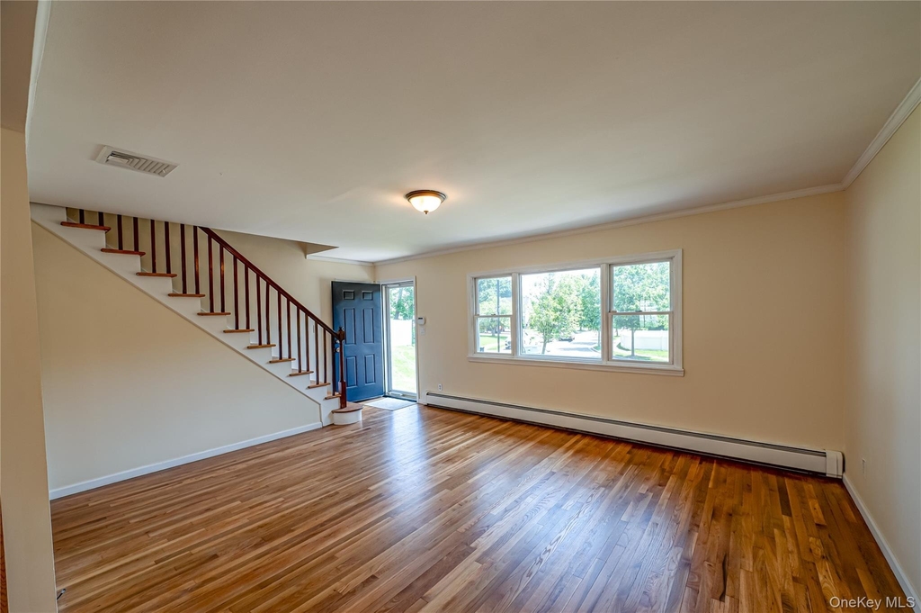 69 Allan Drive - Photo 2