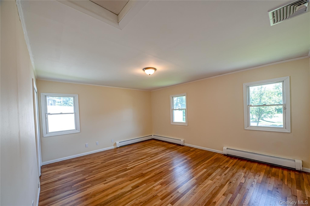69 Allan Drive - Photo 12
