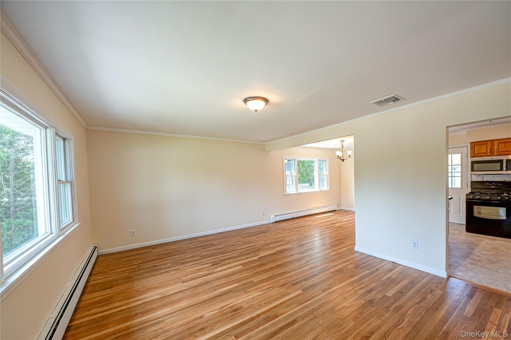 69 Allan Drive - Photo 4