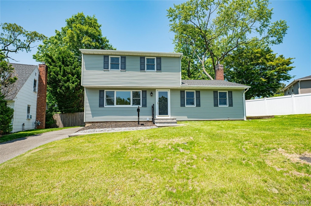 69 Allan Drive - Photo 0