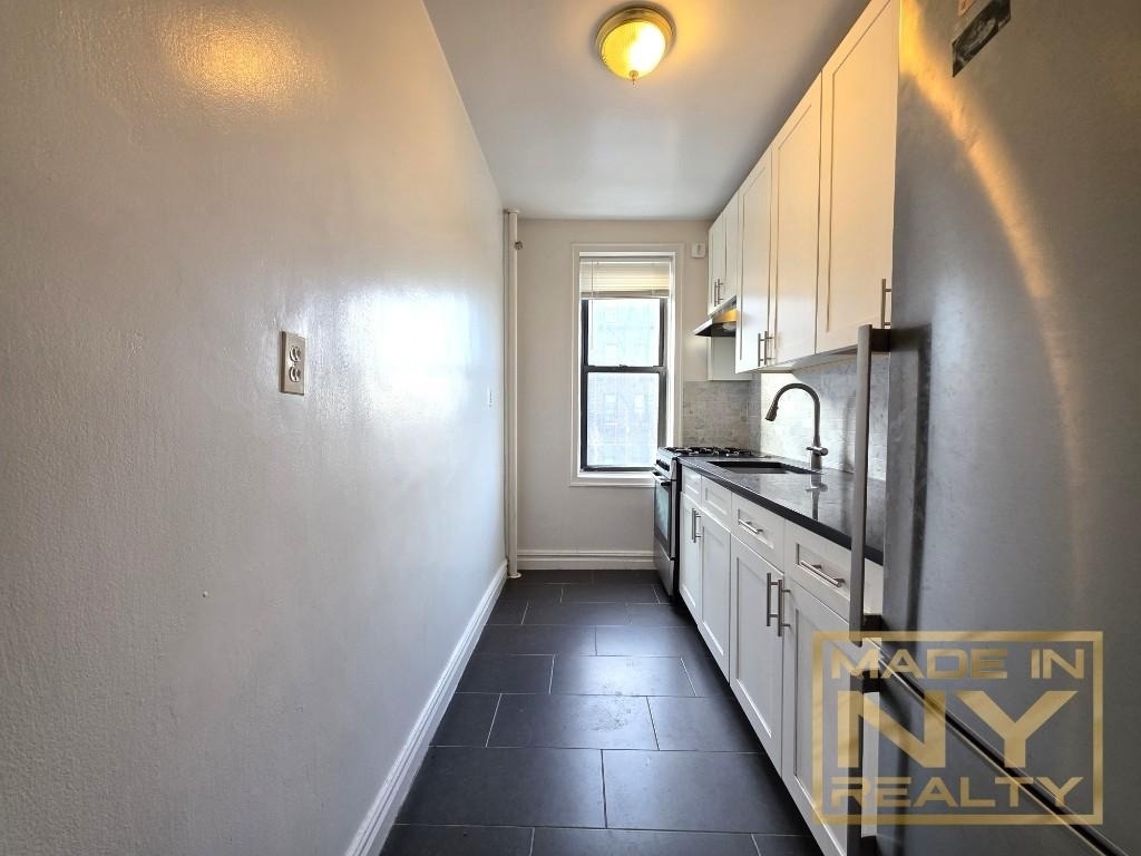 44-01 34th Avenue - Photo 0