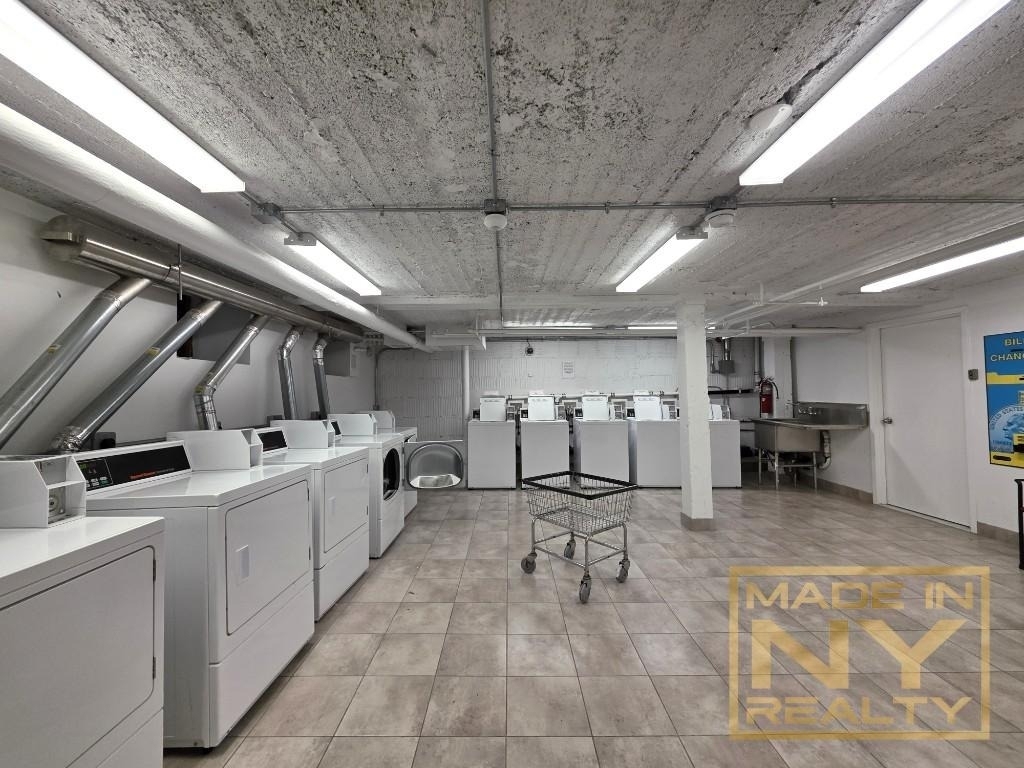 44-01 34th Avenue - Photo 7