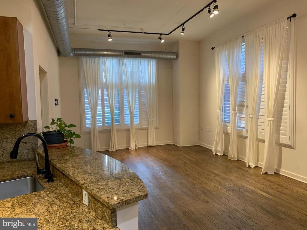 130 N 2nd Street - Photo 3