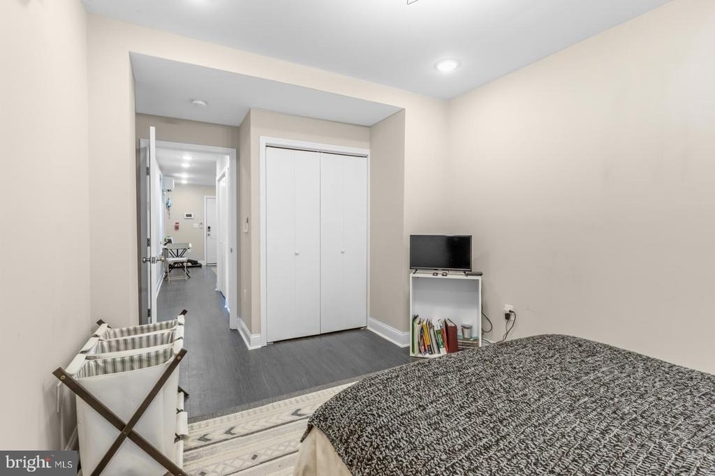 624 N 35th Street - Photo 6