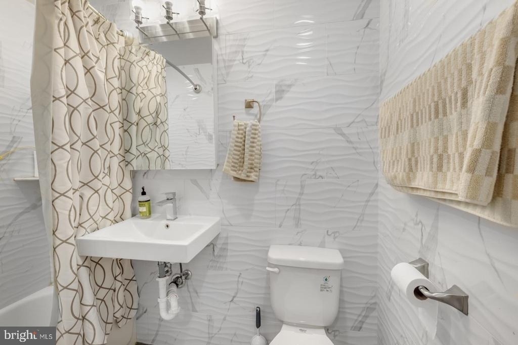 624 N 35th Street - Photo 3