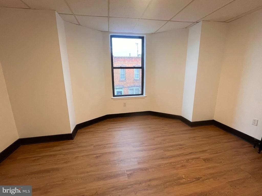1912 S 17th Street - Photo 8
