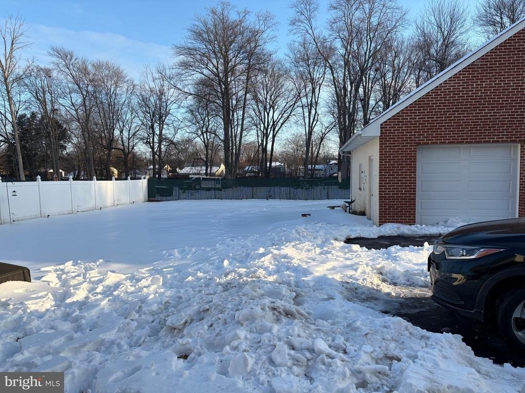 1192 Parkway Avenue - Photo 13
