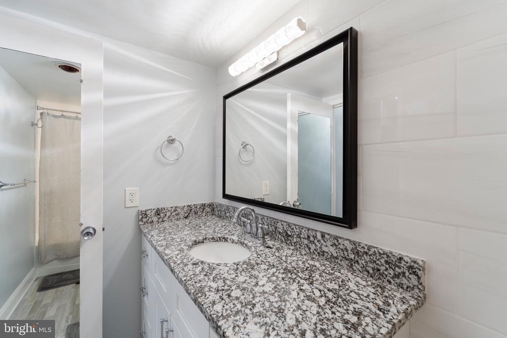 101 S Plaza Pl - Photo 18