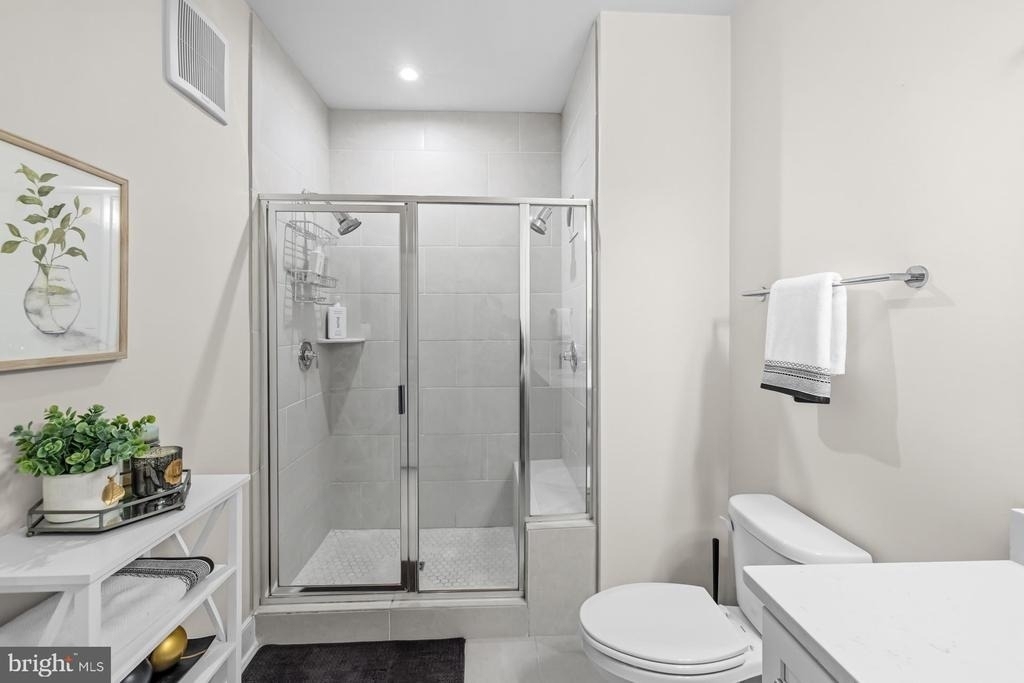 102 Saint Ives Place - Photo 18