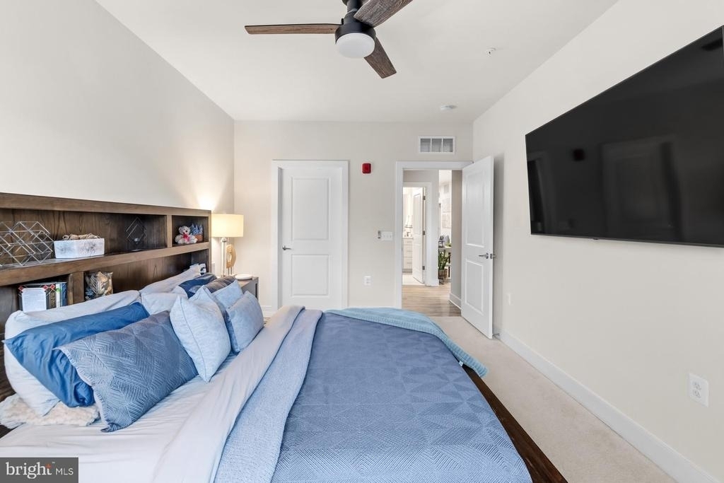 102 Saint Ives Place - Photo 15