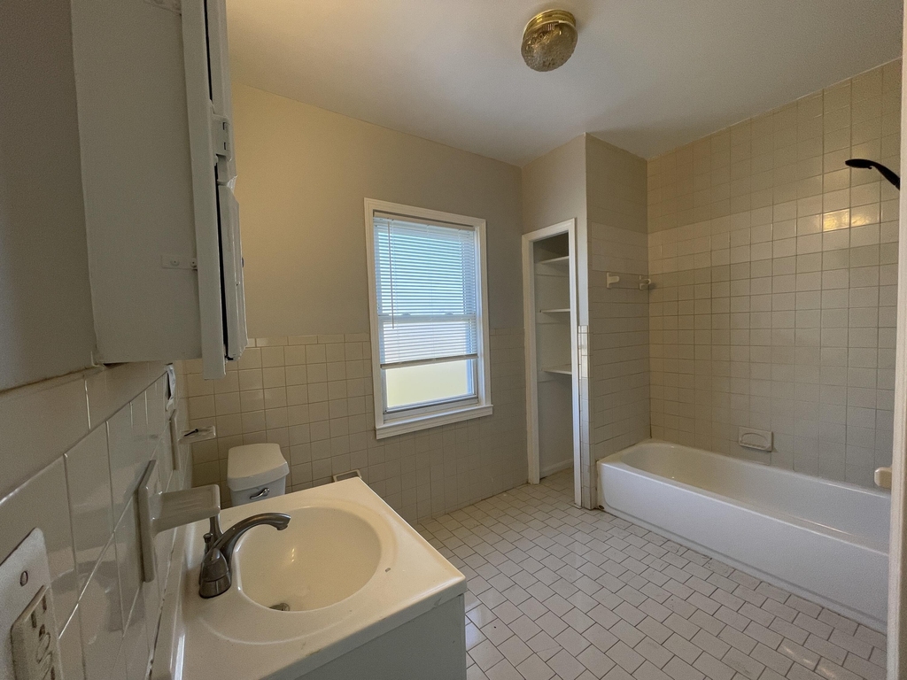 3516 Stockton Street - Photo 2