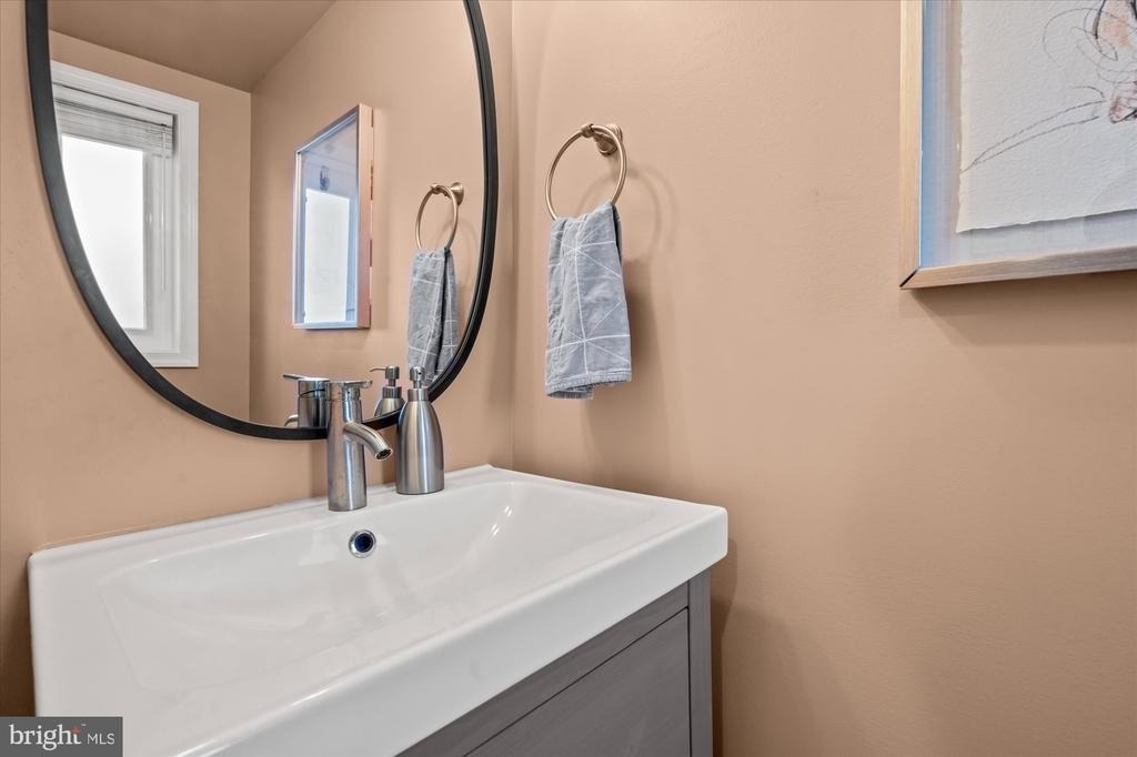 134 35th Street Ne - Photo 14