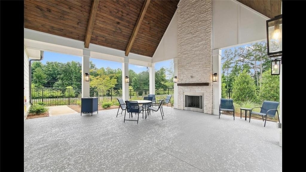 3792 Oak Rdige Drive - Photo 4