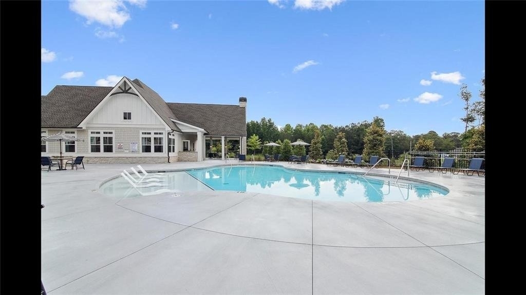 3792 Oak Rdige Drive - Photo 3