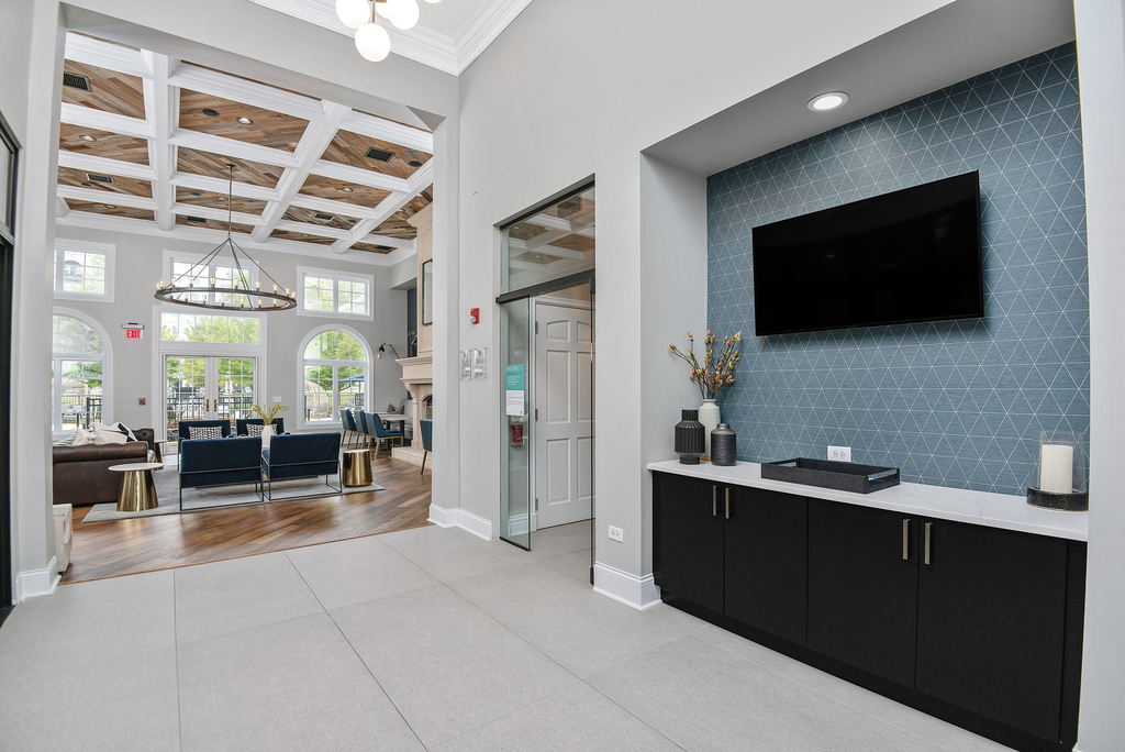 1155 Museum Boulevard - Photo 2