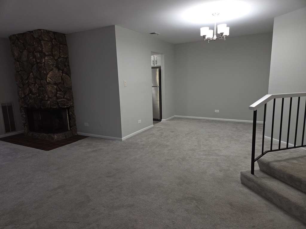 905 Surrey Drive - Photo 12