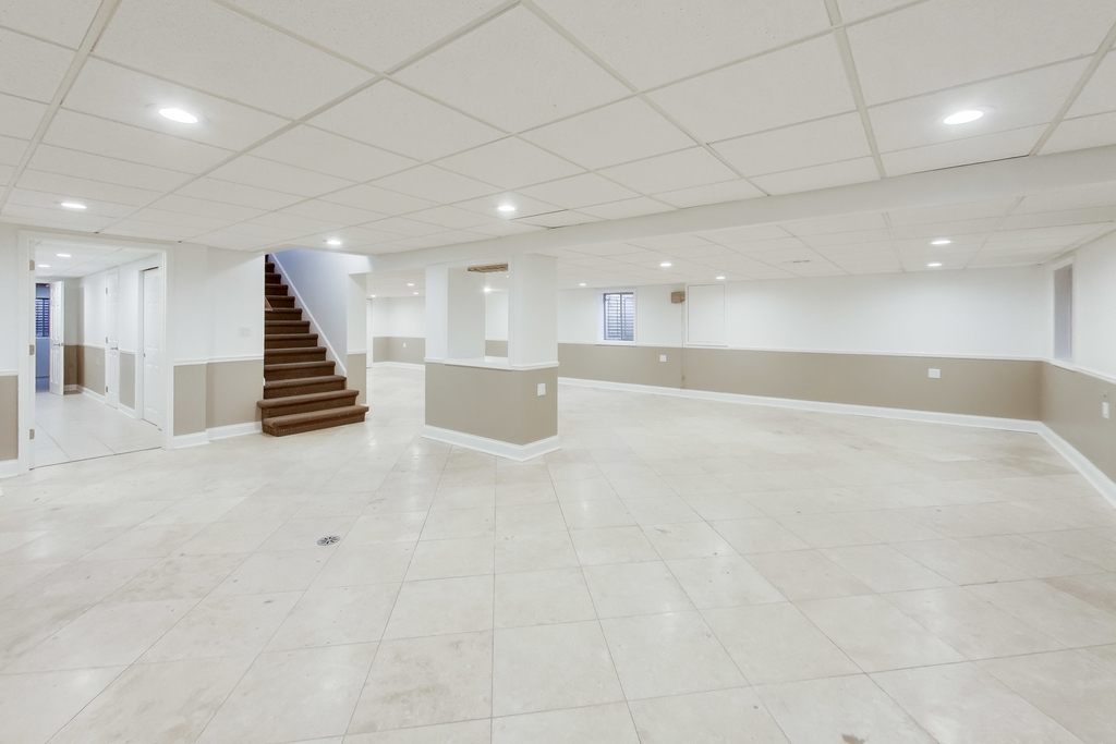 931 Coventry Drive - Photo 17