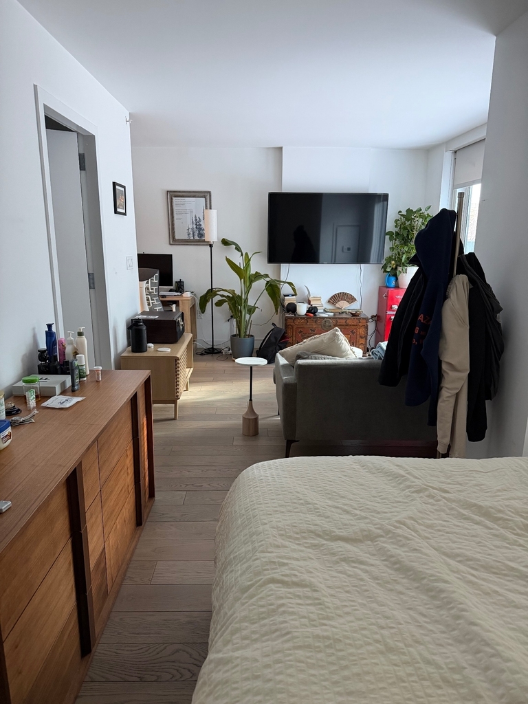 420 Kent Avenue - Photo 6