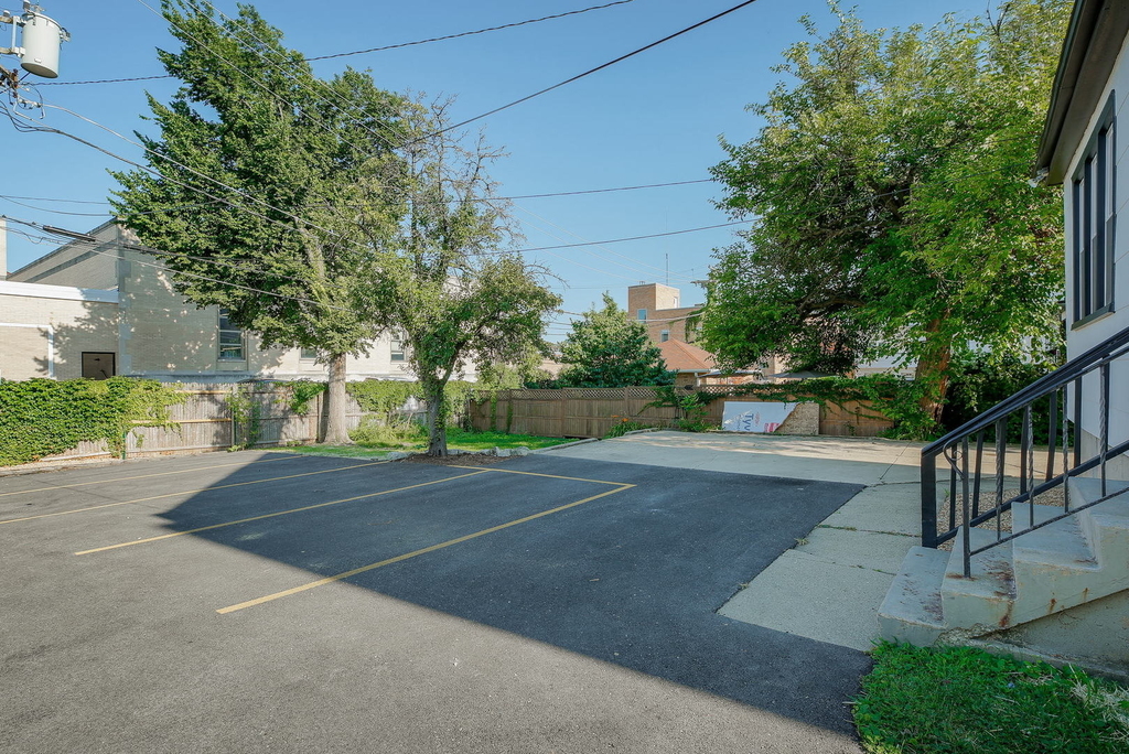 123 N West Street - Photo 10