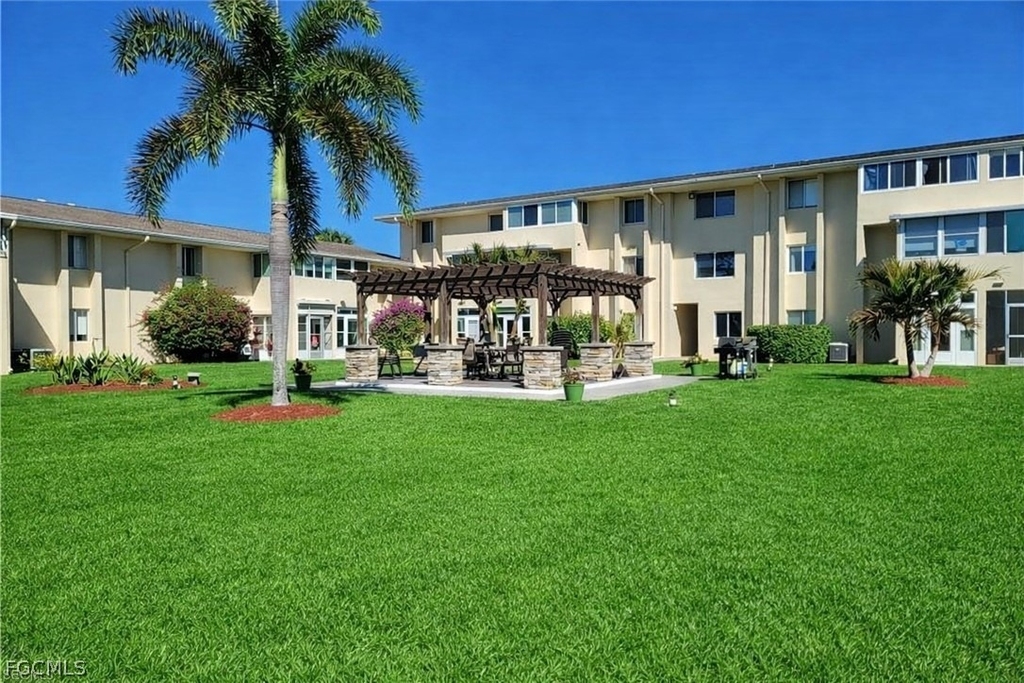 333 Joel Boulevard - Photo 17