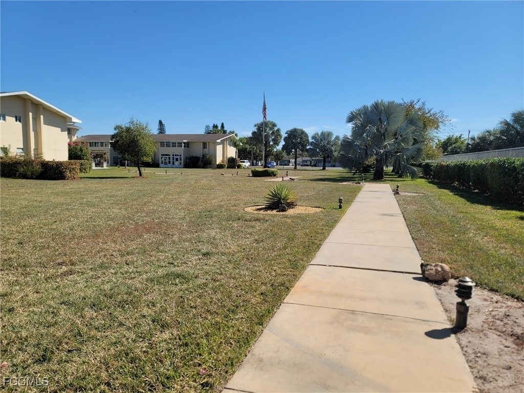 333 Joel Boulevard - Photo 10