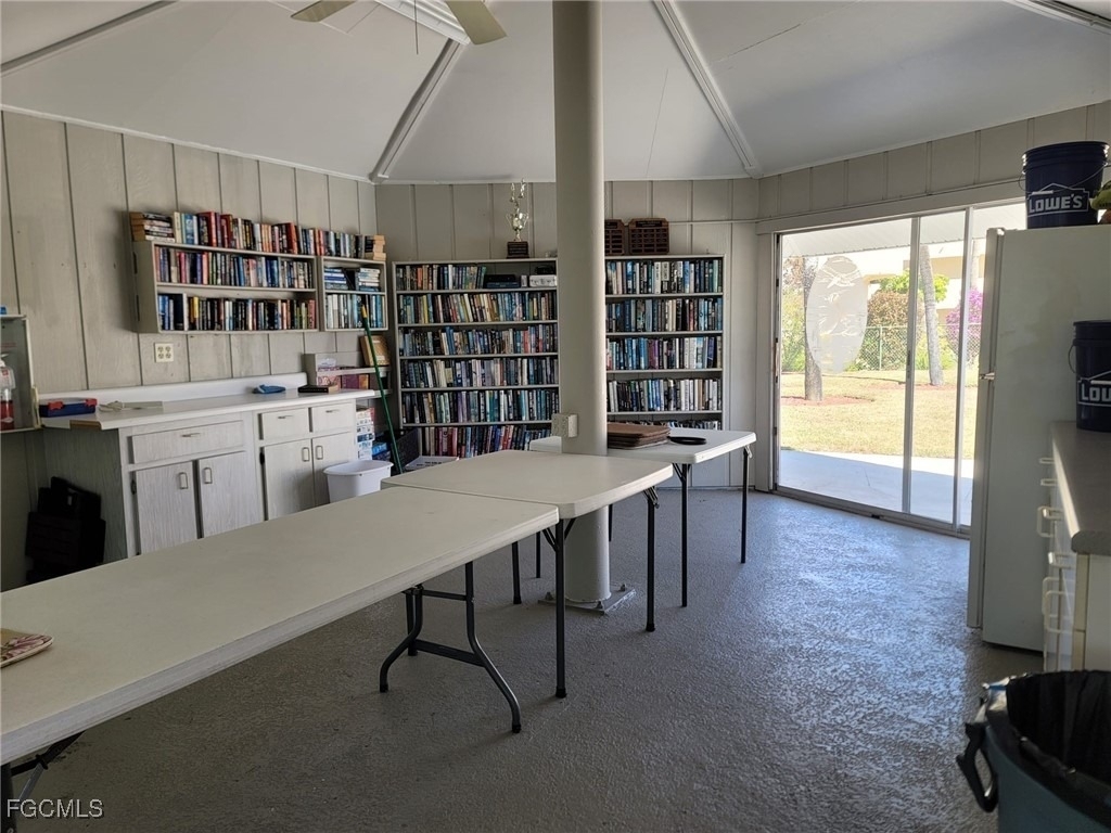 333 Joel Boulevard - Photo 14