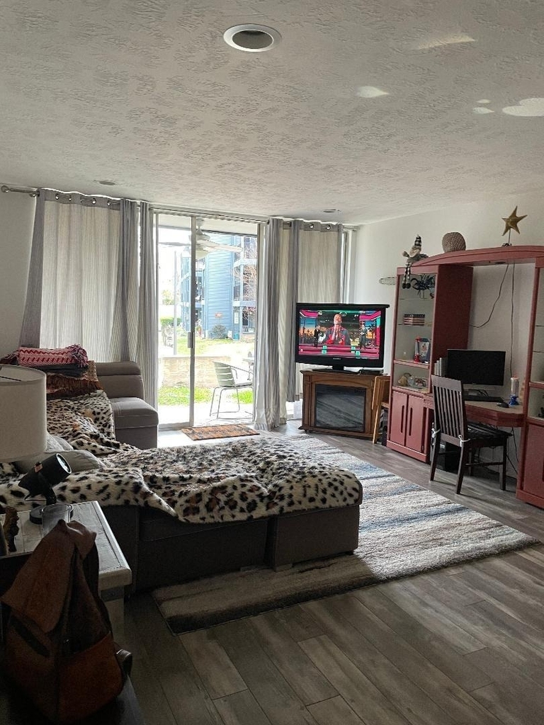 12500 Melville Dr - Photo 4